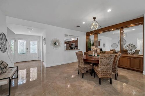 5743 Persimmon Way, Naples FL  34110-2320 exterior