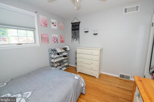 188 Windsor Ave, Southampton PA  18966-3334 exterior