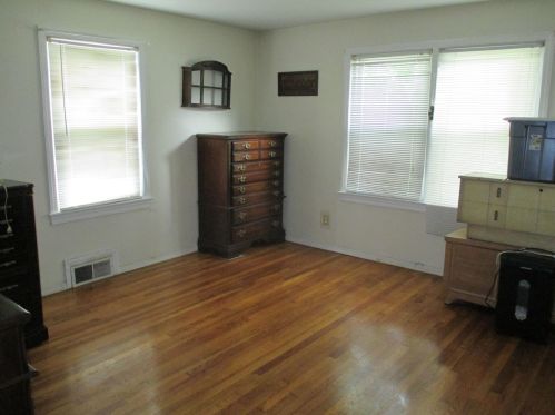 112 Tolend Rd, Dover NH  03820-5503 exterior