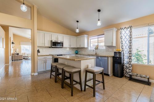 4205 Creosote Dr, Cave Creek AZ  85331-3813 exterior