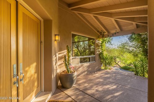 3248 Camino Juan Paisano, Tucson, AZ 85718-4208