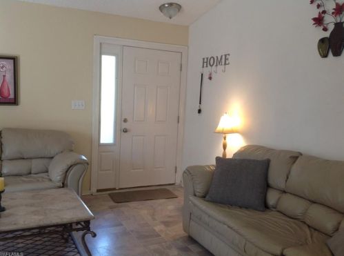 2033 Rookery Bay Dr, Naples, FL 34114-9361