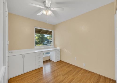 5820 Merlindale Dr, Citrus Heights CA  95610-6728 exterior