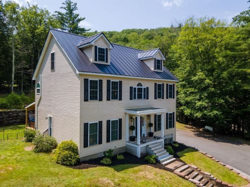 1952 Weare Rd, Henniker, NH 03242-6364