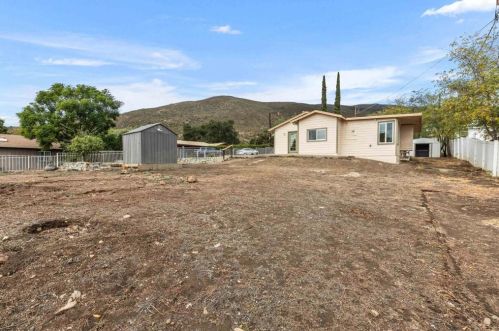 1323 Willowside Ter, Alpine CA  91901-1664 exterior