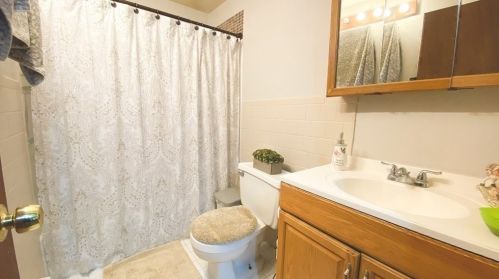 66 Eastside St, Lawrence MA 01841-2220 exterior