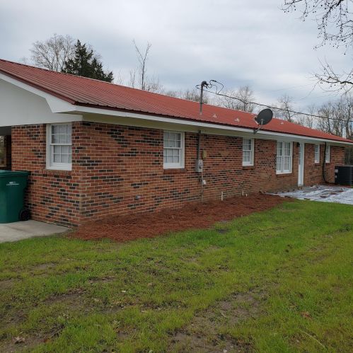 4937 Piano Rd, Graceville, FL 32440-4242