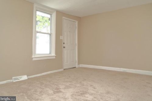 433 West St, Carlisle PA  17013-1960 exterior