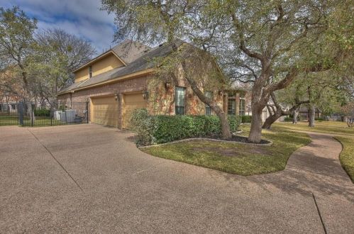 303 Lovie Ln, Georgetown, TX 78628-0918