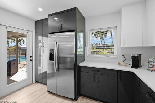 1414 6 Ave, Cape Coral FL  33909-0013 exterior