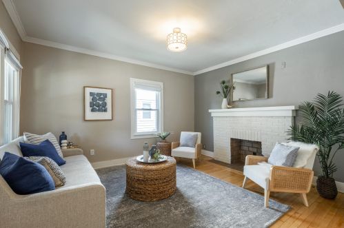 2001 Beverly Rd, Milwaukee, WI 53211-2546