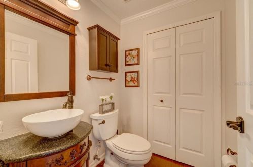 4227 Harbor Lake Dr, Lutz FL  33558-9710 exterior