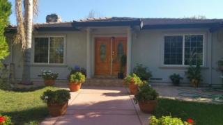6901 Golf View Dr, Sacramento, CA 95822-4121