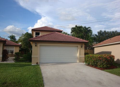 12199 Brisbane Ln, West Palm Beach, FL 33414-5533
