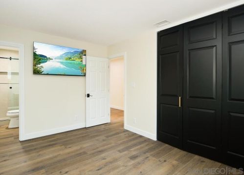 5961 Camber Dr, San Diego CA 92117-4142 exterior