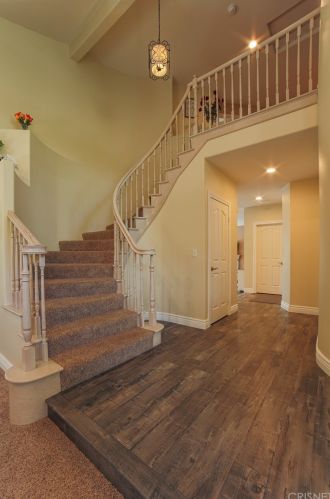 14360 Cascade Ct, Santa Clarita, CA 91387-6204