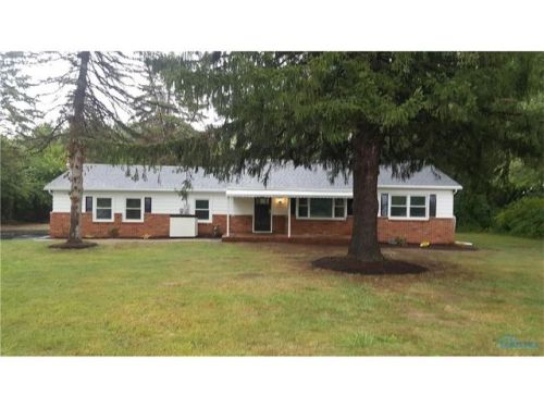 1027 Raymill Rd, Holland, OH 43528-8416