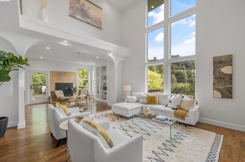 2990 Frye St, Oakland CA  94602-3545 exterior