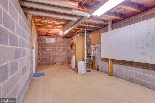 147 Euclid Ave, Charles Town WV  25414-1111 exterior