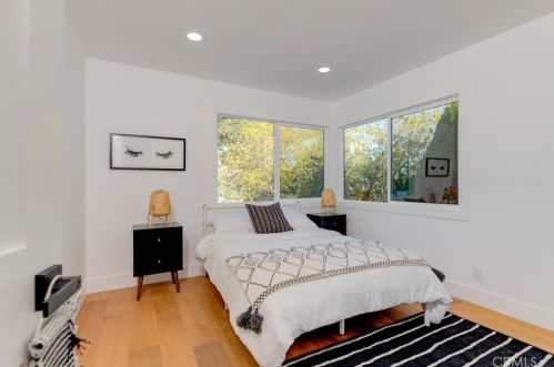 2146 Toscanini Dr, Rancho Palos Verdes CA  90275-1420 exterior