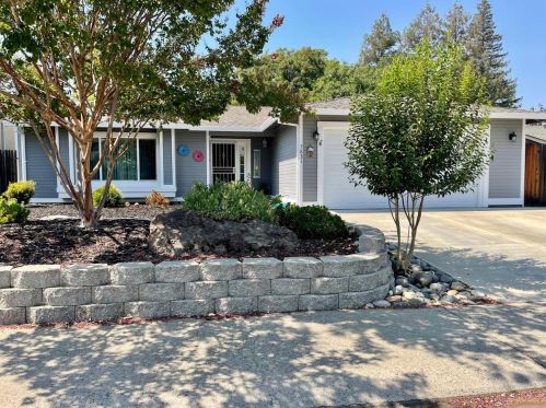 7831 Wintergreen Dr, Citrus Heights, CA 95610-2654