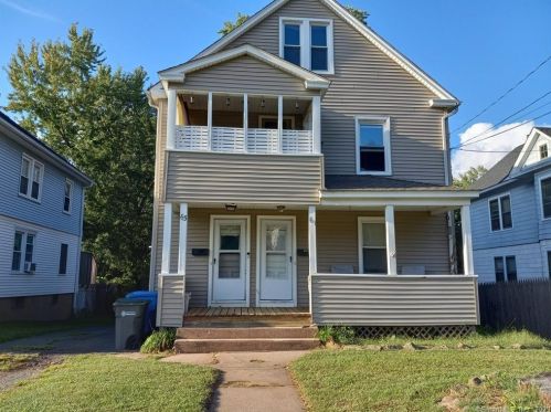 61 Summer St, Manchester, CT 06040-4945