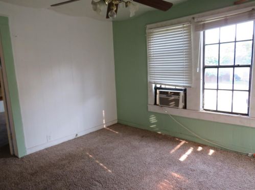 406 Ruddell St, Denton, TX 76209-4548