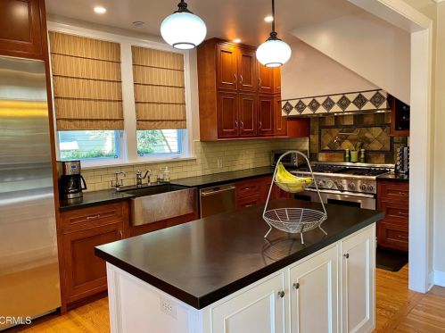 1205 Oak St, South Pasadena CA  91030-4416 exterior