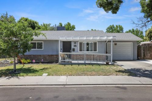 1708 Tulane Dr, Modesto CA  95355-1834 exterior