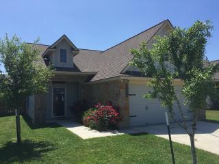 3811 Clear Meadow Creek Ave, College Station, TX 77845-2415