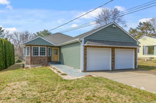 24 Bushnell St, Terryville, CT 06786-6605