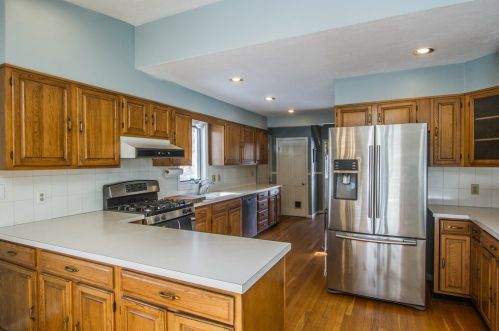 79 Deerfield St, Worcester MA  01602-4349 exterior