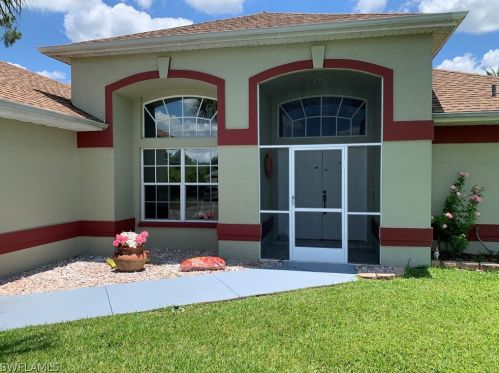 514 Clayton Ave, Lehigh Acres, FL 33972-7603