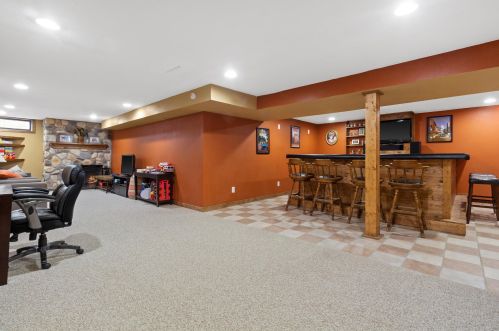 1015 121, Milwaukee WI 53226-3309 exterior