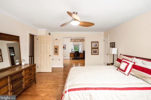 29 Winthrop Rd, Lawrence Township NJ  08648-1557 exterior