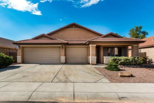43140 Sunland Dr, Maricopa, AZ 85138-1700