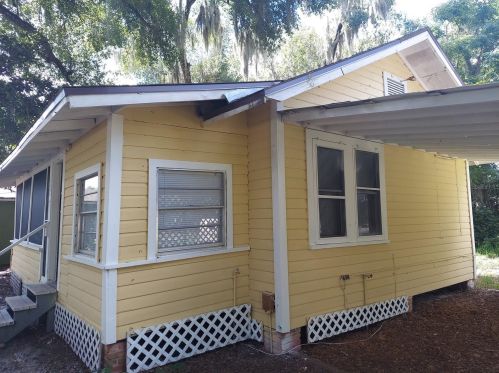 716 Mansfield St, Deland, FL 32720-7223