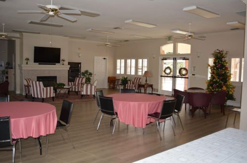 3387 Four Seasons Dr, Turlock CA  95382-9713 exterior