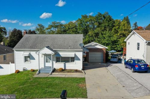 343 High St, Red Lion PA 17356-9255 exterior