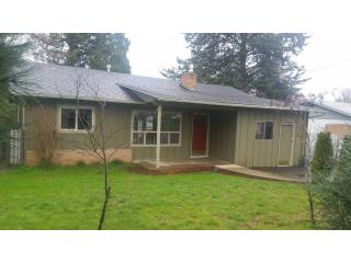 376 Bradford Ave, Roseburg, OR 97471-2366