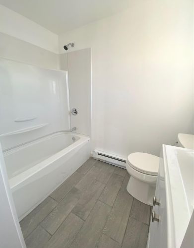 14 Hartford St, Unity NH 03743-3216 exterior