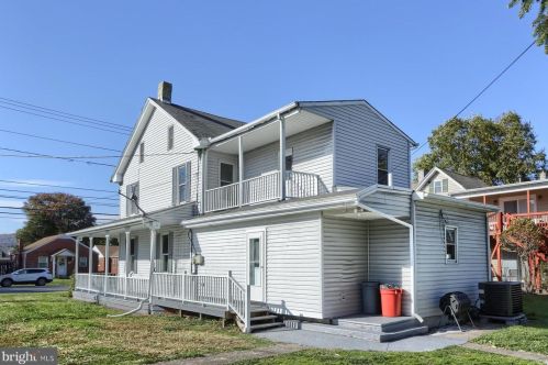 3623 6 St, Harrisburg PA 17110-1517 exterior