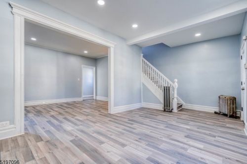 21 Ruth St, Irvington NJ  07111-2526 exterior