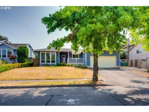 2624 Willowbrook Ave, Damascus, OR 97080