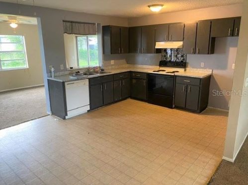 27047 Frampton Ave, Brooksville FL  34602-7254 exterior