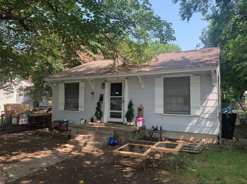 7404 Ewing Ave, Fort Worth, TX 76116-8642