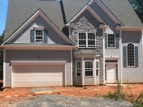 134 Windstone Dr, Bells Cross Roads, NC 28166-0100