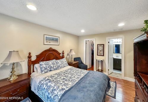 95 Tulip Ln, East Freehold NJ  07728-4088 exterior