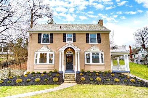 3261 Hardisty Ave, Cincinnati OH 45208-3006 exterior