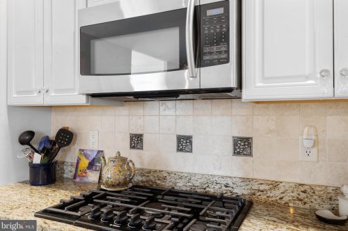 23 Brighton Pl, Swedesboro NJ  08085-5060 exterior